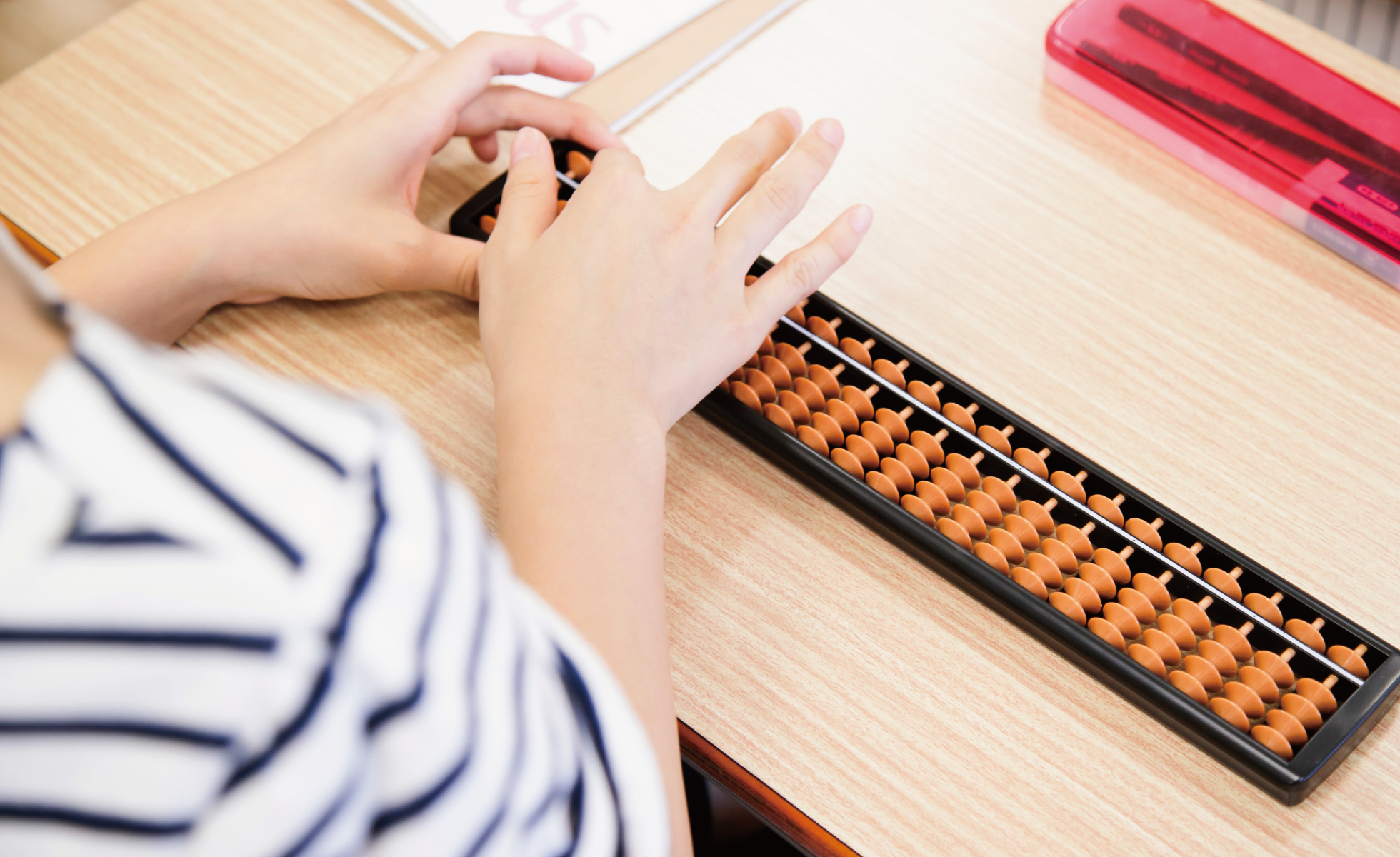 そろばんを習うそろばんルーム石川塾の生徒